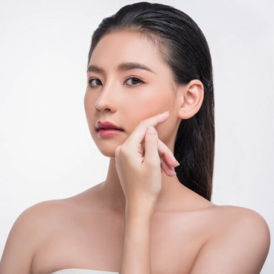 Discover the secrets to radiant skin with our expert tips and curated beauty routines.