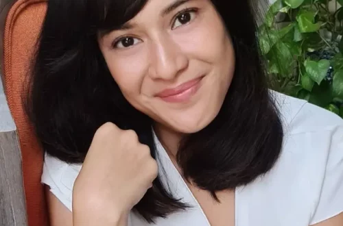 Gaya Hidup Dian Sastrowardoyo Karier Keluarga