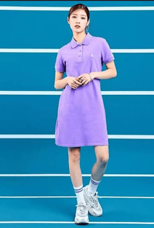 Tren Warna Fashion 2026: Milky White, Icy Blue, hingga Gradasi Ungu Semakin Mendominasi 2 Ungu